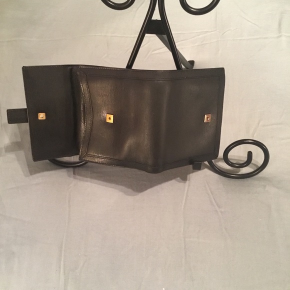 GUCCI WALLET IN GOOD PRE-LOVED CONDITION ๐ฅ๐ฅ๐ฅ๐๐ค๐ฎ๐น๐ฎ๐น๐ฎ๐น๐ฎ๐น - Picture 7 of 12